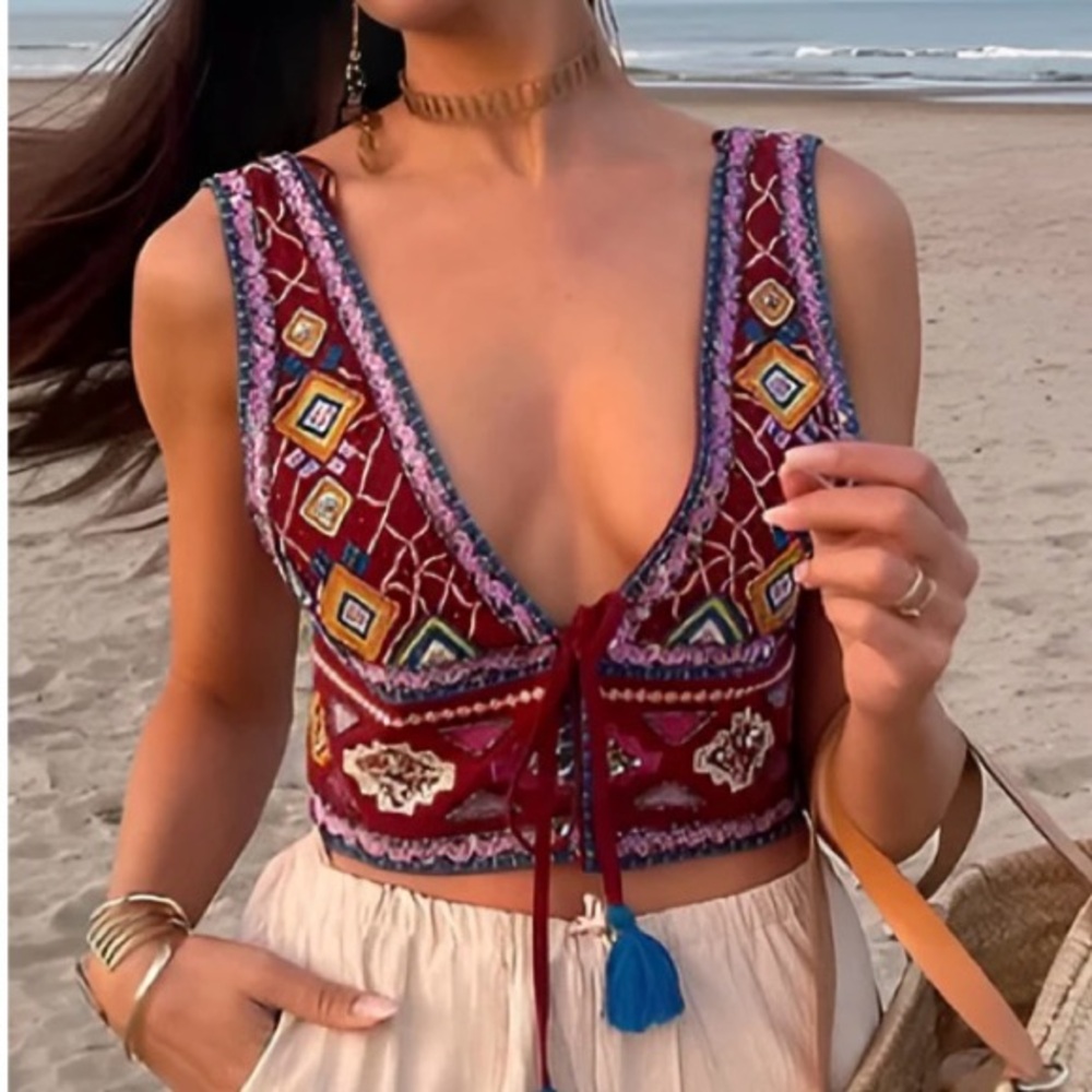 Commense boho embroidered top/vest